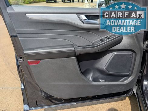 Used 2025 Ford Escape Platinum AWD/4WD image 15