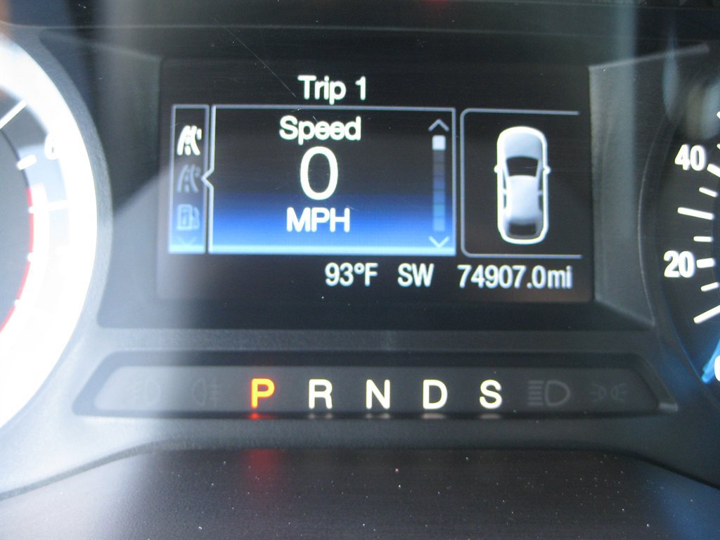 Used 2016 Ford Edge SEL AWD/4WD image 17