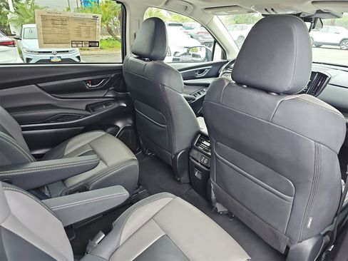 Used 2024 Subaru Ascent Onyx Edition image 11