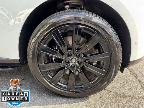 Used 2025 Land Rover Range Rover Long Wheelbase Autobiography image 30