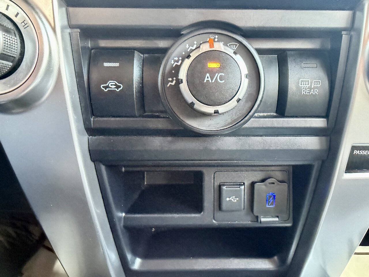 Used 2021 Toyota 4Runner SR5 AWD/4WD image 45