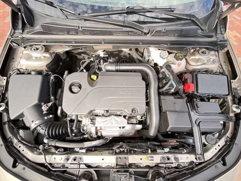 Used 2024 Chevrolet Malibu LT FWD image 23