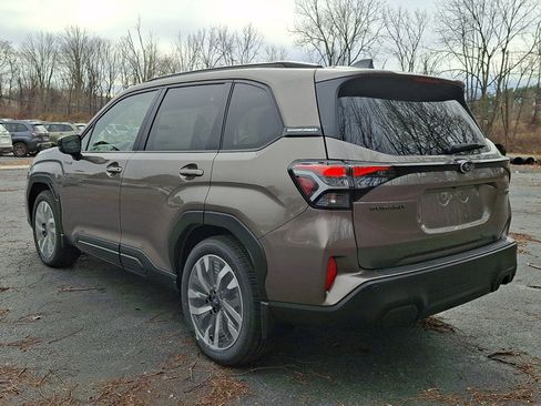 New 2025 Subaru Forester Touring image 3