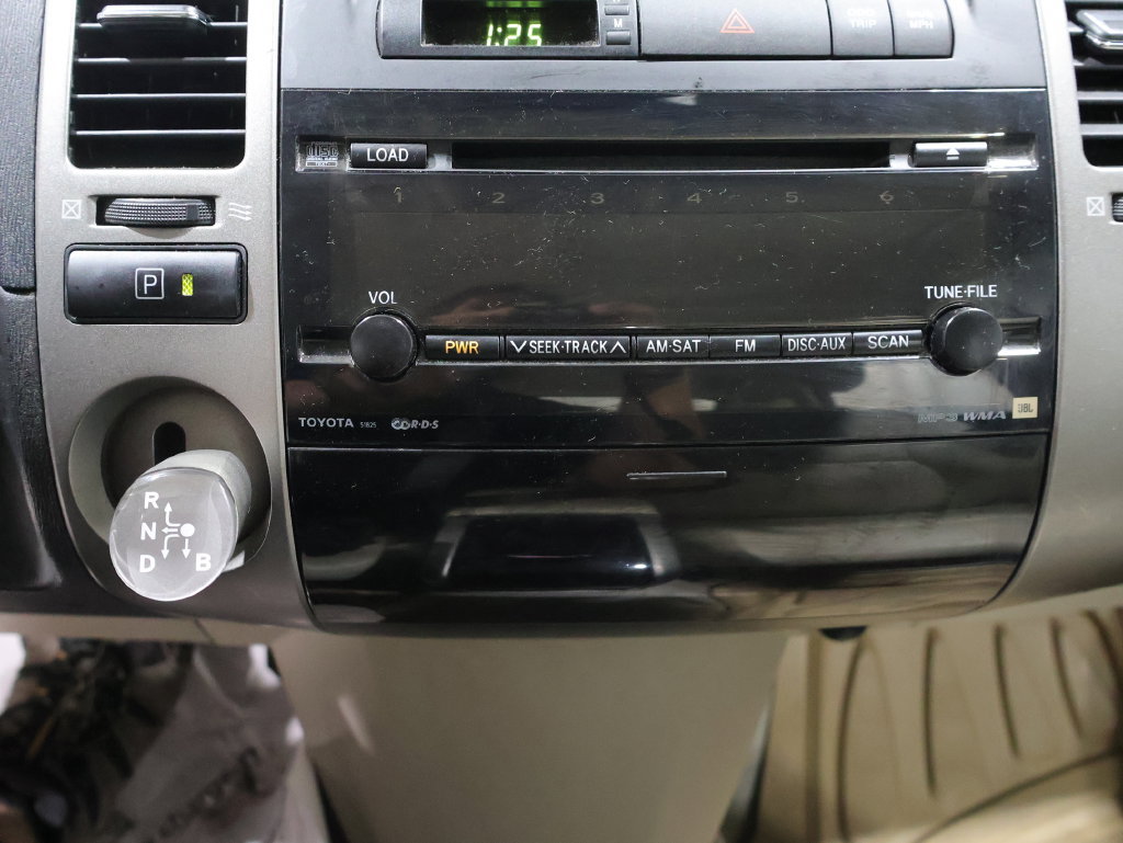 Used 2009 Toyota Prius w/ Pkg 6 FWD image 27