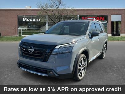 New 2025 Nissan Pathfinder Platinum