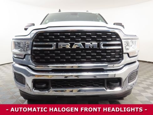 Used 2022 RAM 2500 Big Horn image 2
