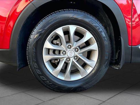 Used 2019 Hyundai Santa Fe SEL FWD image 11