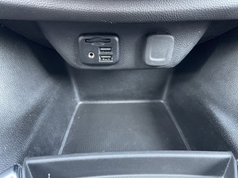 Certified 2021 Chevrolet Traverse RS AWD/4WD image 41