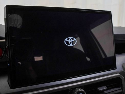 Used 2025 Toyota 4Runner TRD Off-Road Premium image 15