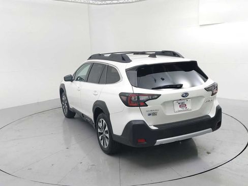 Used 2024 Subaru Outback Limited image 8