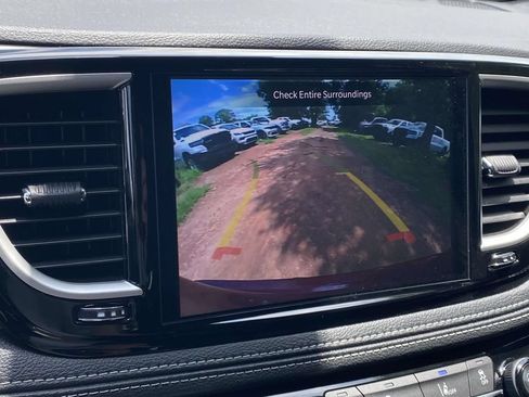 New 2027 Chrysler Pacifica Select FWD image 23