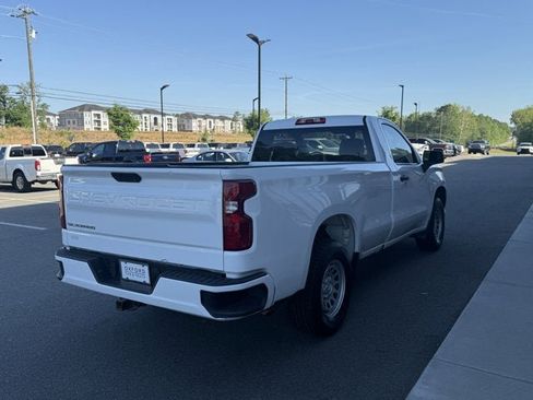 Used 2021 Chevrolet Silverado 1500 W/T w/ WT Value Package AWD/4WD image 6