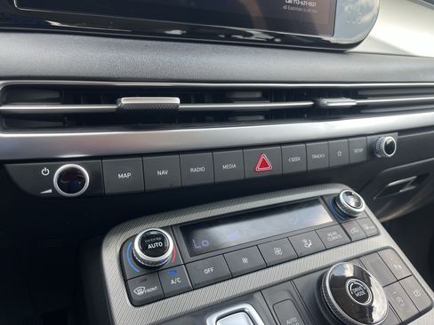 Used 2025 Hyundai Palisade SEL FWD image 27