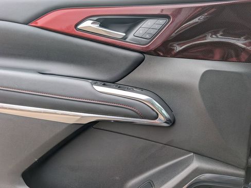 Used 2025 Chevrolet Traverse RS w/ LPO, Floor Liner Package image 14