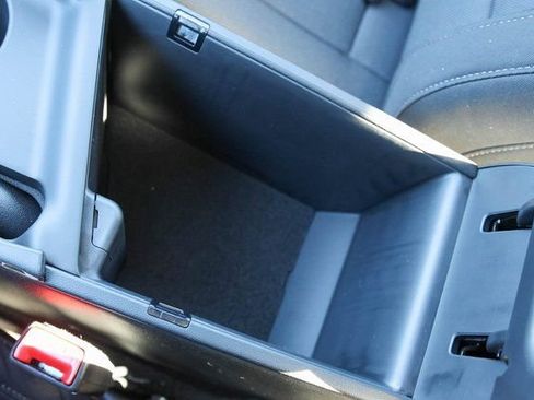 New 2026 Hyundai Elantra SE image 14