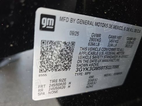 Used 2026 Cadillac Optiq Sport 2 RWD image 35