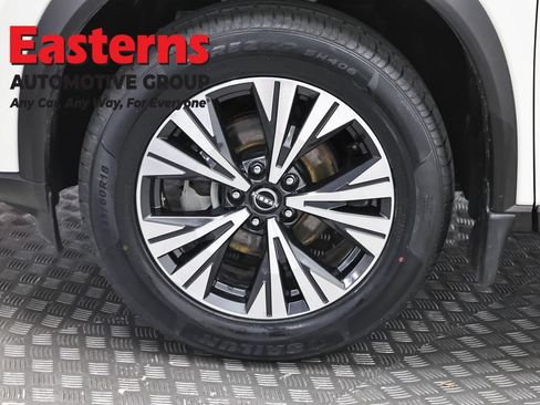 Used 2023 Nissan Rogue SV w/ SV Premium B Package AWD/4WD image 33