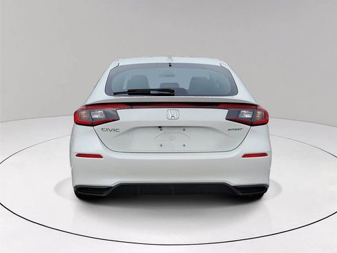 Used 2024 Honda Civic Sport image 5
