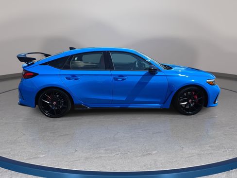 Used 2023 Honda Civic Type R image 4