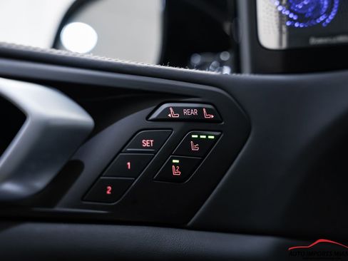 Used 2024 BMW ALPINA XB7 image 45