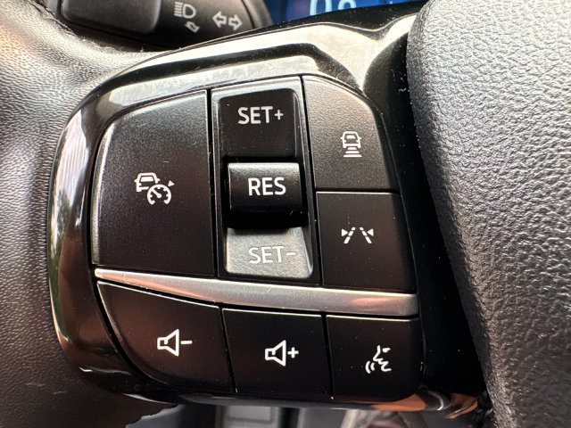 Certified 2024 Ford Escape Platinum AWD/4WD image 30