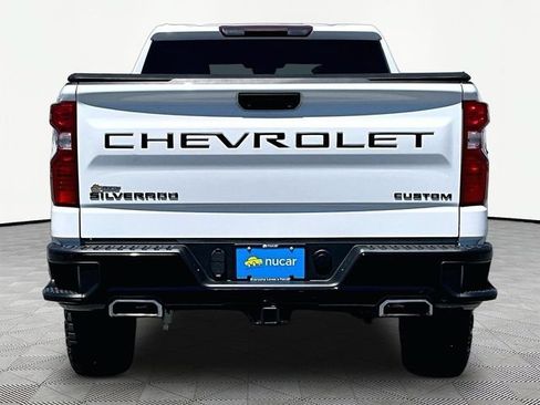 Used 2023 Chevrolet Silverado 1500 Custom Trail Boss w/ LPO, Dark Essentials Package AWD/4WD image 5