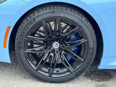 Used 2023 BMW M2 w/ Lighting Package RWD image 38