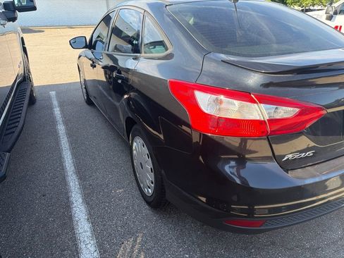 Used 2014 Ford Focus SE FWD image 7