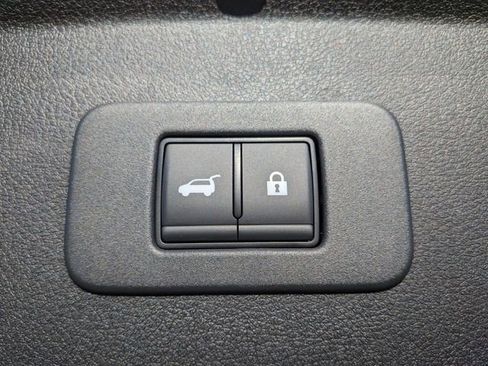 New 2026 Nissan Leaf Platinum+ w/ Cargo Package (Platinum+) image 31