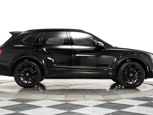 Used 2020 Bentley Bentayga Speed image 40