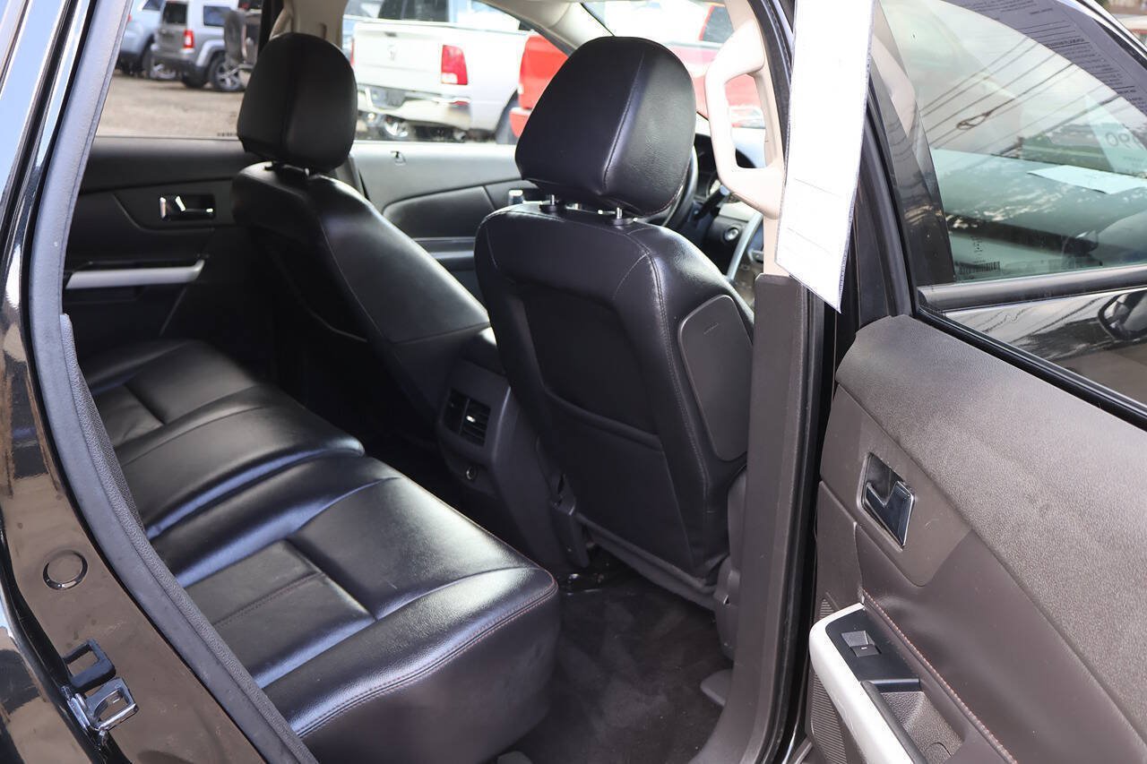 Used 2014 Ford Edge SEL w/ Equipment Group 205A FWD image 24
