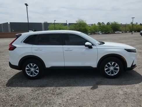 Certified 2026 Honda CR-V LX image 4