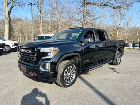 Used 2019 GMC Sierra 1500 AT4 w/ AT4 Premium Package AWD/4WD image 2