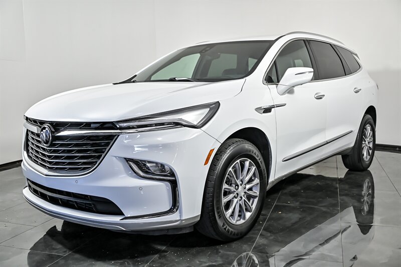 Used 2022 Buick Enclave Premium FWD image 5