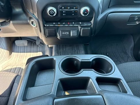 Used 2023 GMC Sierra 1500 Pro w/ Pro Value Package AWD/4WD image 18