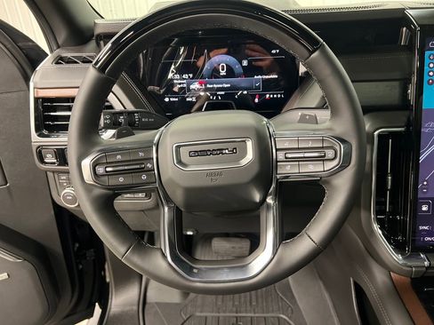 New 2026 GMC Yukon XL Denali AWD/4WD image 19