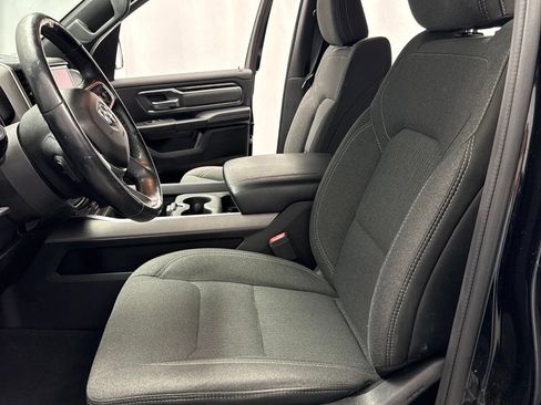 Used 2019 RAM 1500 Big Horn AWD/4WD image 10