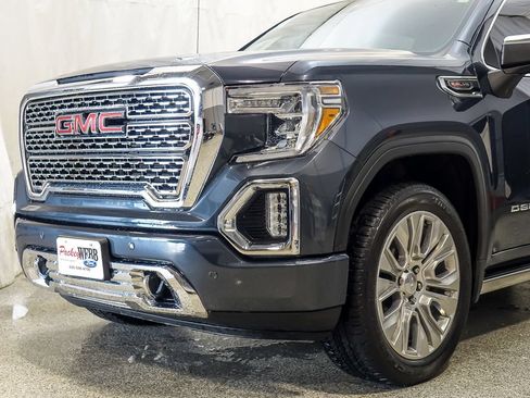 Used 2021 GMC Sierra 1500 Denali w/ Denali Premium Package AWD/4WD image 3