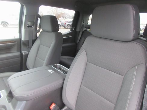 New 2026 GMC Sierra 1500 Elevation image 13