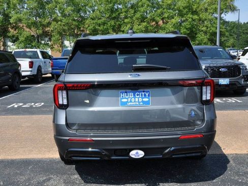 New 2025 Ford Explorer ST-Line w/ Premium Package image 4