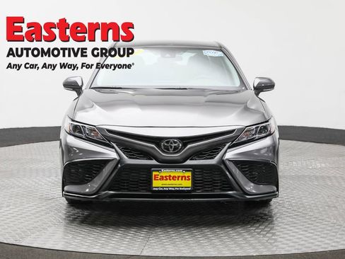 Used 2024 Toyota Camry SE FWD image 2