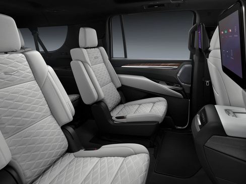 New 2026 Cadillac Escalade ESV Platinum Sport AWD/4WD image 20