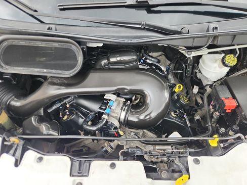 Used 2019 Ford Transit 350 XLT image 23