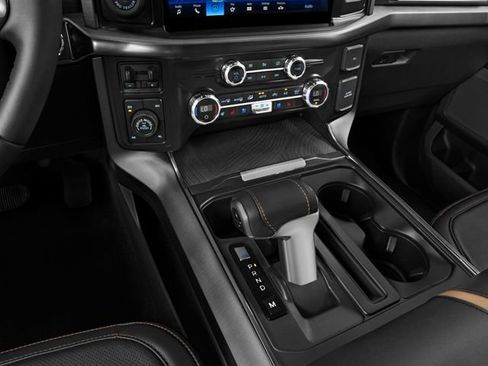 Used 2023 Ford F150 Limited image 9