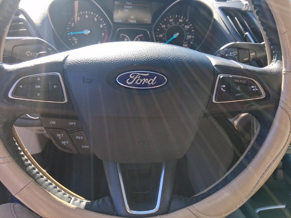 Used 2017 Ford Escape Titanium AWD/4WD image 10
