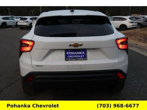 New 2026 Chevrolet Trax LS image 6