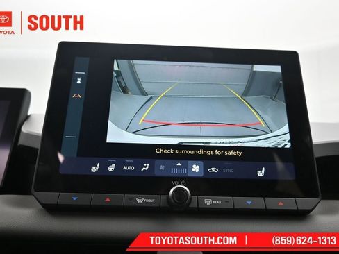 New 2026 Toyota RAV4 SE w/ Convenience Package AWD/4WD image 17