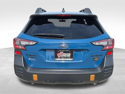 Certified 2025 Subaru Outback Wilderness AWD/4WD image 6