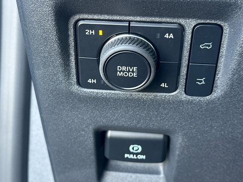 New 2025 Ford Expedition Max Platinum w/ Platinum Ultimate Package image 31