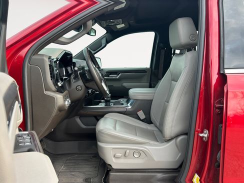 Used 2024 GMC Sierra 1500 SLT image 22